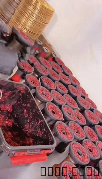 لاونجات كافيهات كلوب الجنيسه اليمنمقيم في الرياضالخبره معلم شيشهطبعا لا اب