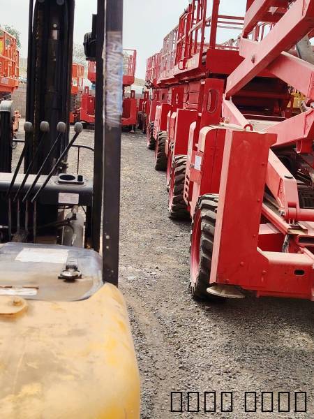 #scissor_lifts_and_manlif
