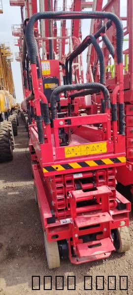 Manlifts and scissor lift