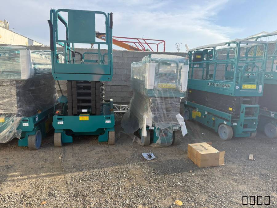 سيزرلفت  scissor lift