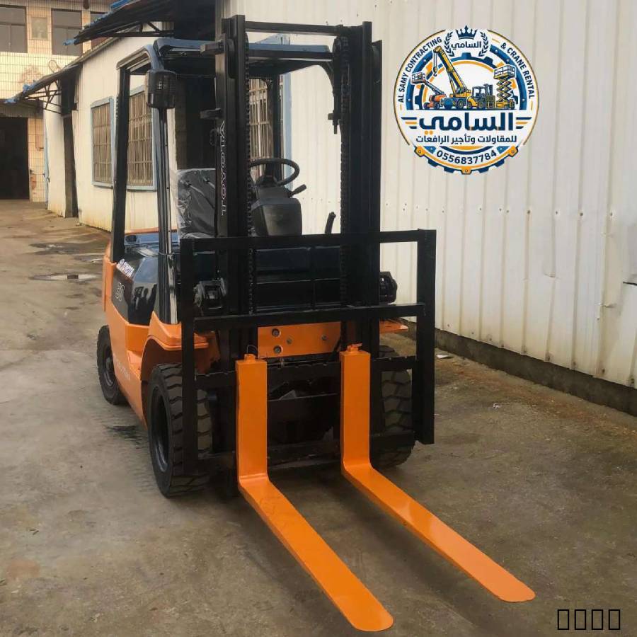 فوركلفت للإيجار في الدمام