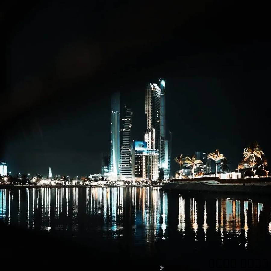 العمر25الوزن55الطول161شعر